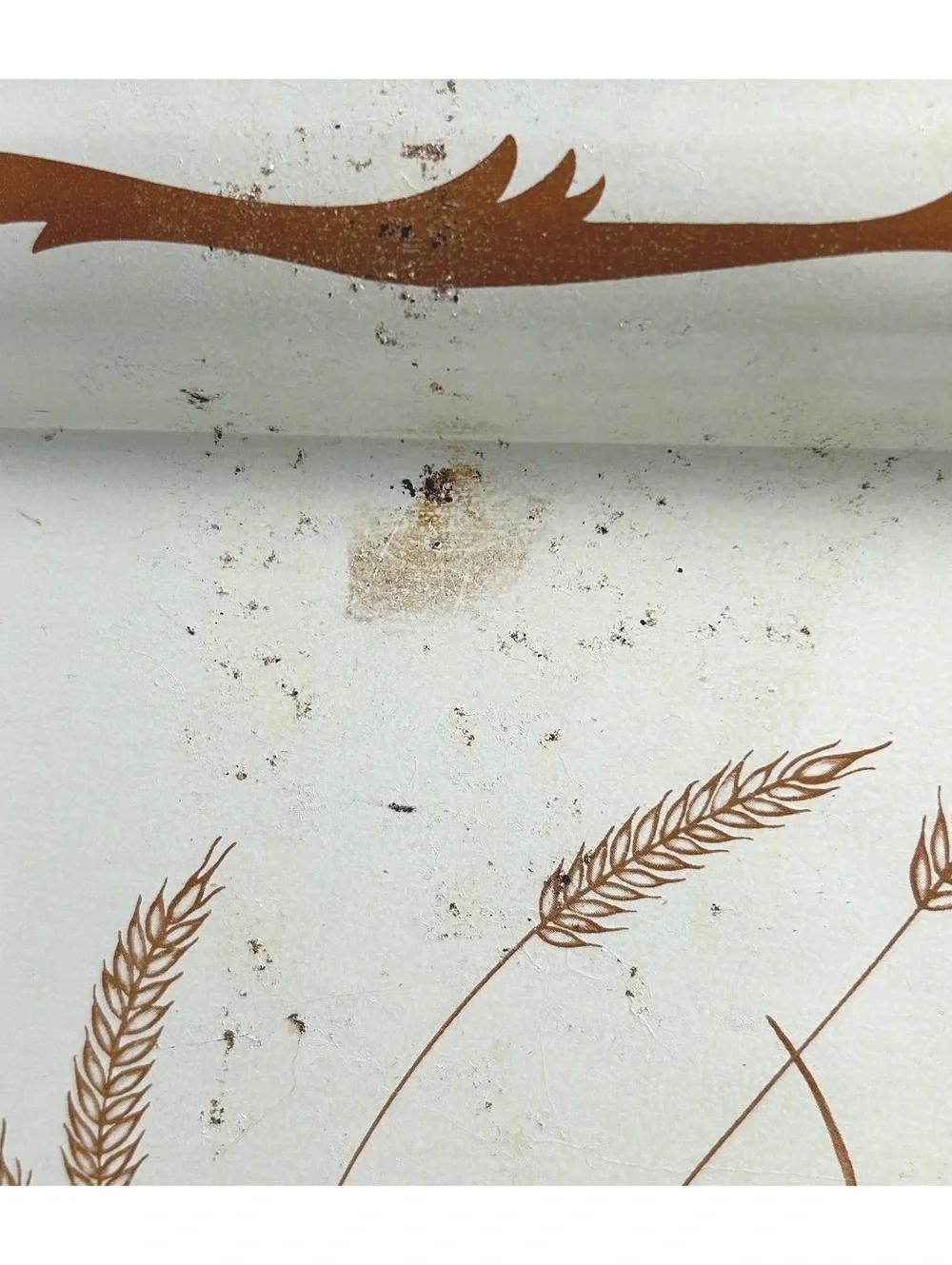 Vintage Metal TV Tray Table with Wheat Design